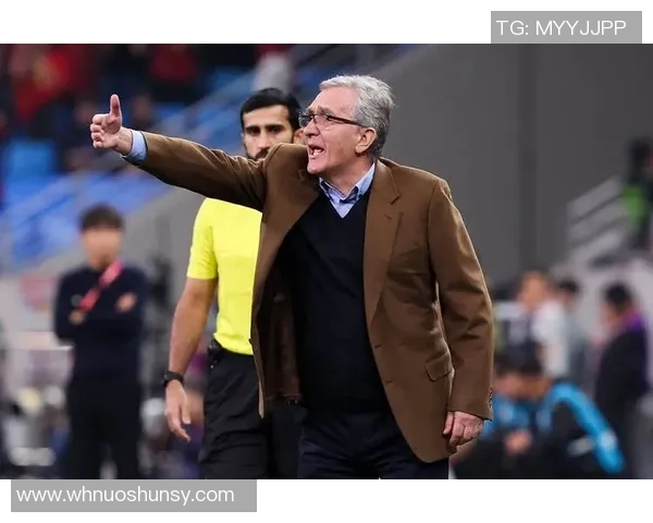 伊万回京总结两场比赛帅位暂时稳固球队未来仍需努力