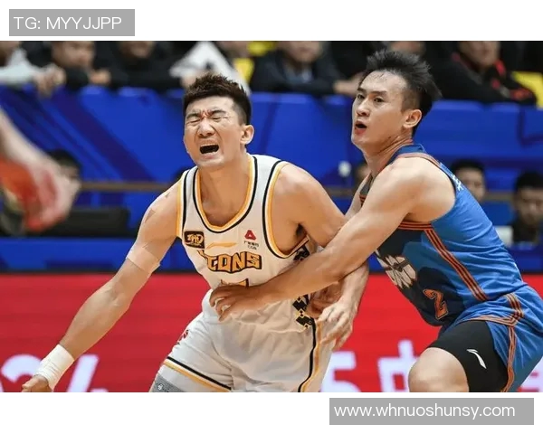 CBA激战浙江方兴渡迎战辽宁本钢争夺季后赛名额的关键对决